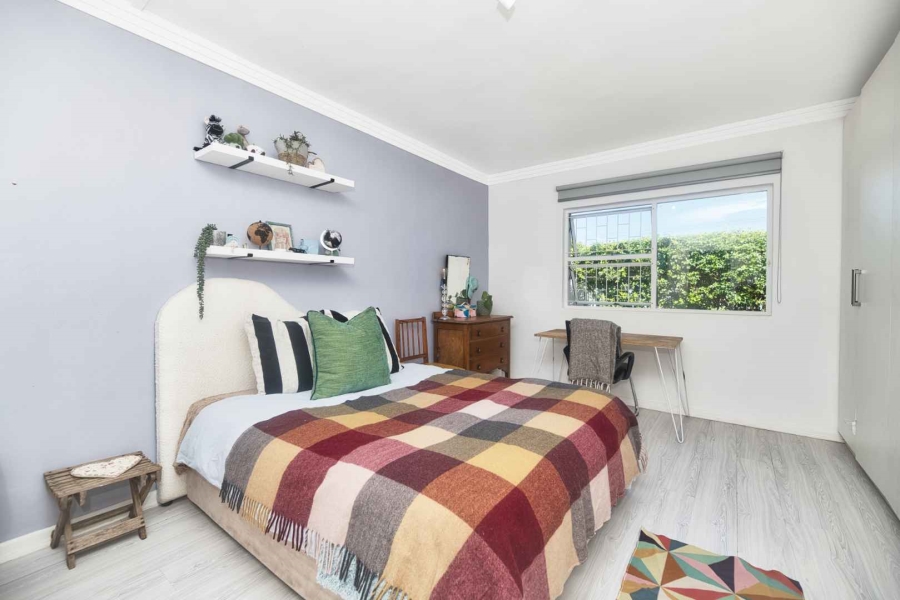 6 Bedroom Property for Sale in Northcliff Western Cape